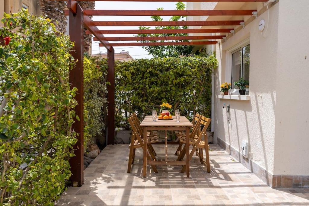 Cozy Nerina Cottage At Harbour Paphos מראה חיצוני תמונה
