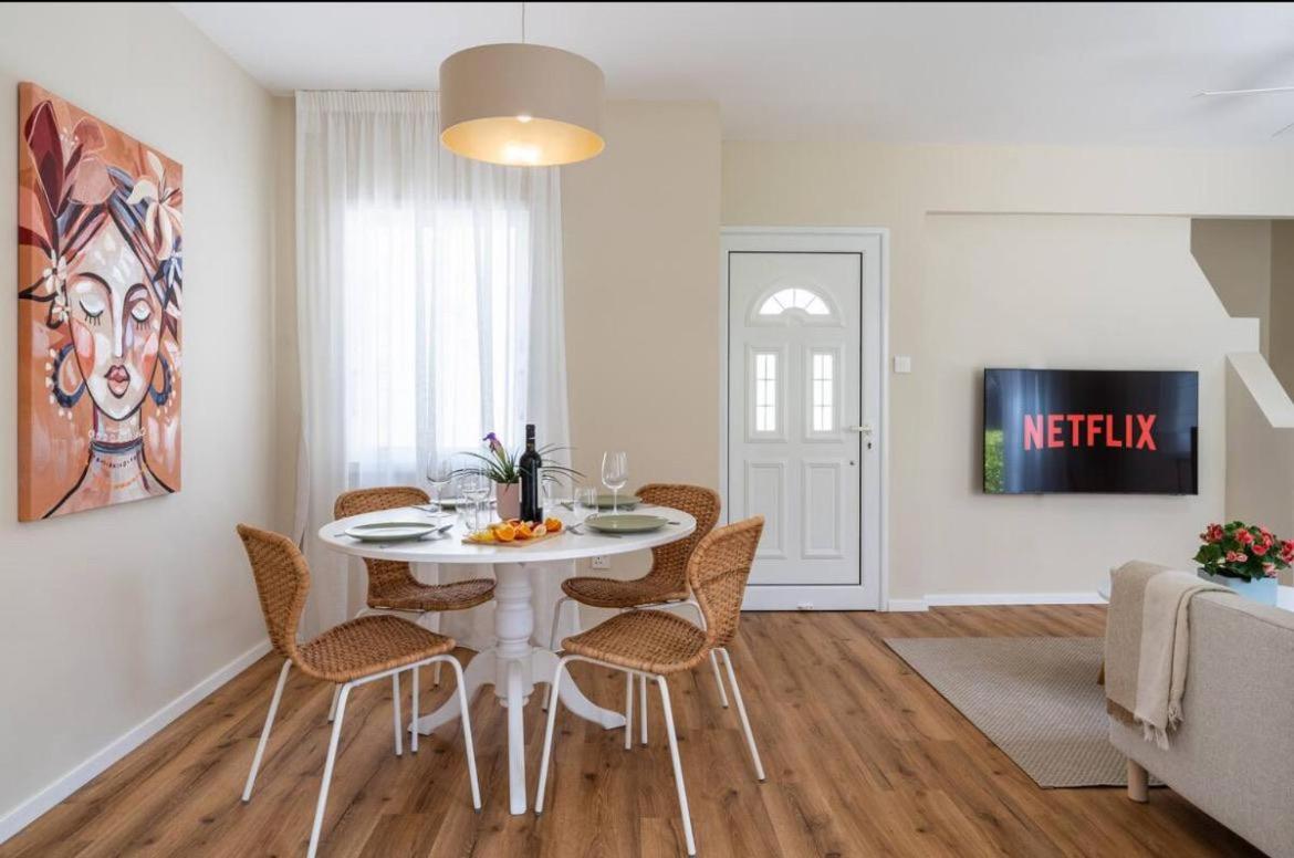 Cozy Nerina Cottage At Harbour Paphos מראה חיצוני תמונה